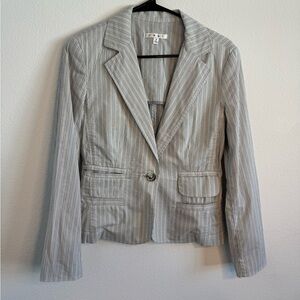 Cabi Women’s Gray‎ Striped Blazer Size 2